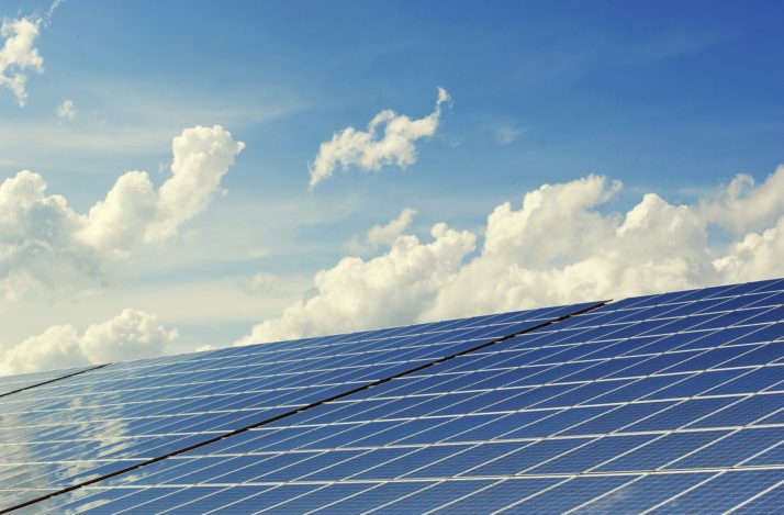 Impianti fotovoltaici con certificazioni mancanti o false: quali rimedi?